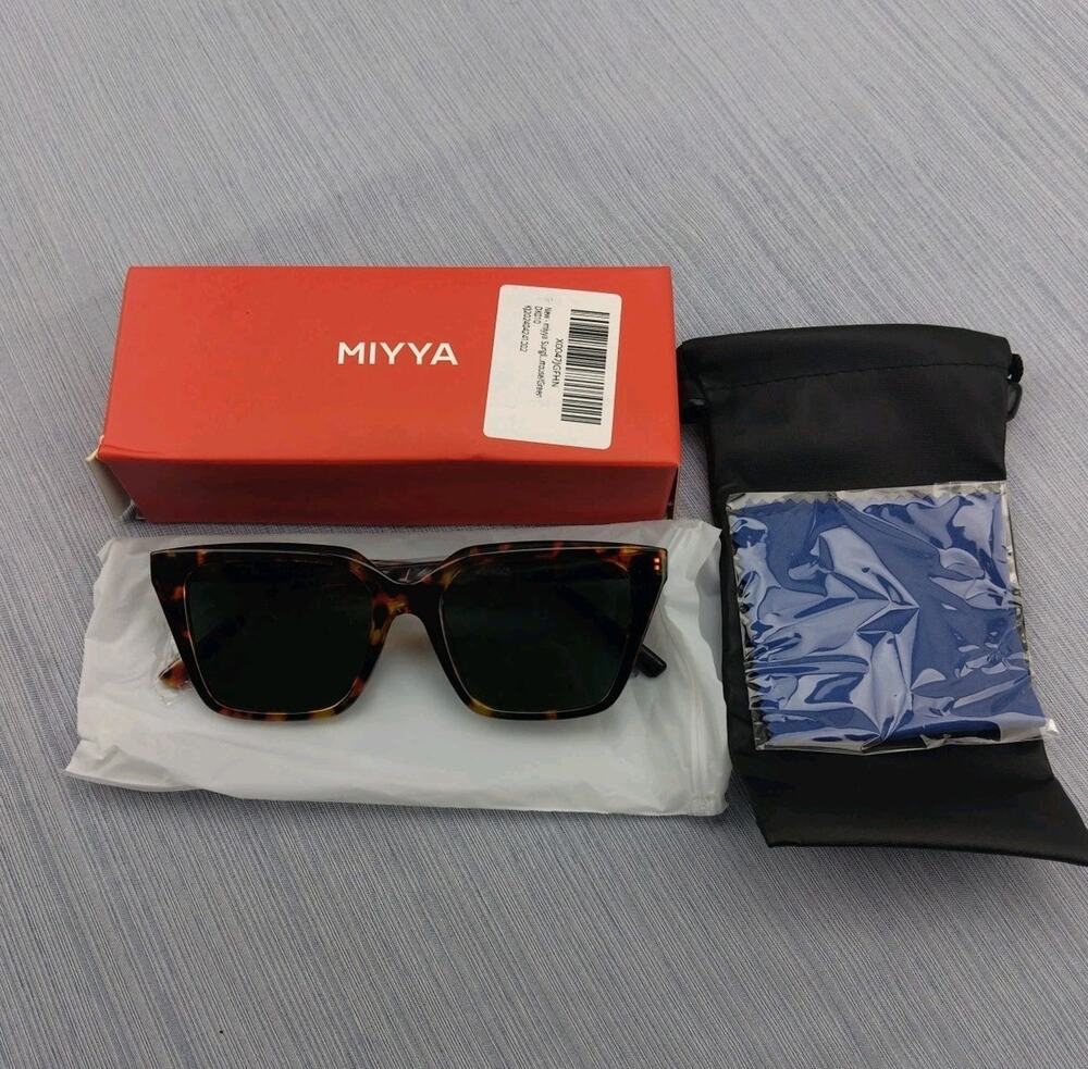 Miyya Catceye Sunglasses